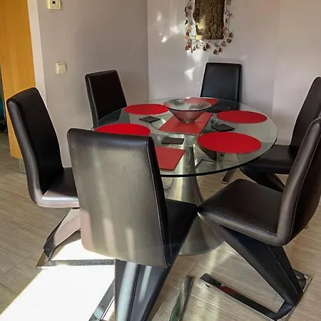 فندق Casa De Canelo - Modern With Pool Sleeps 4